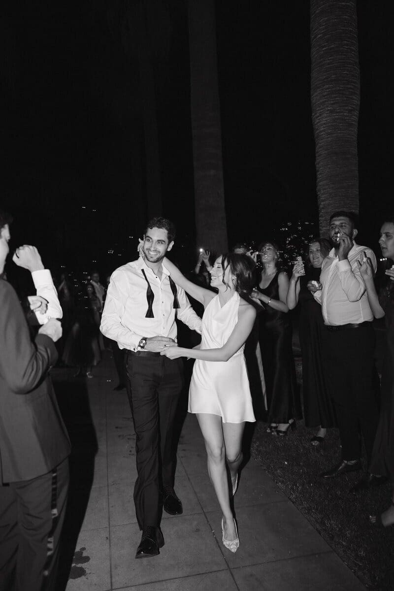 questions to ask your wedding photographer who can capture candid images like this